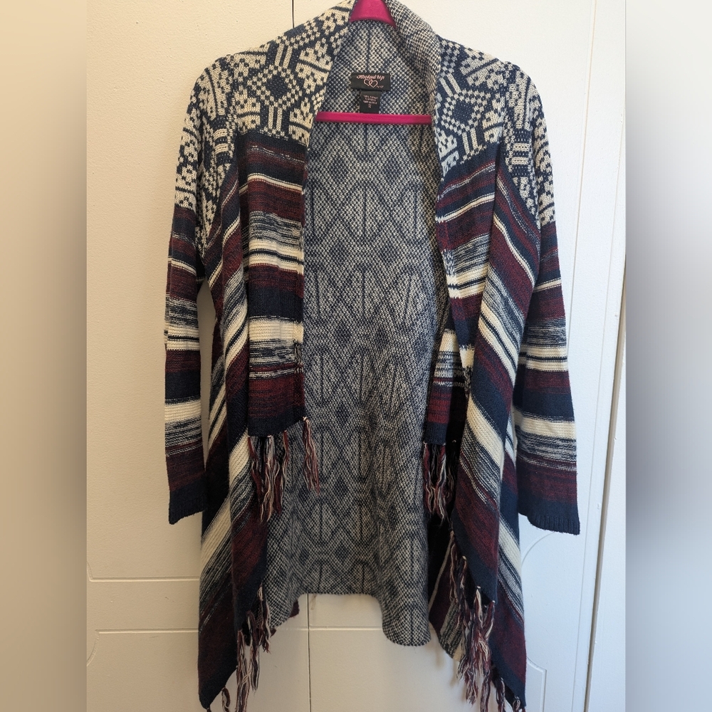 GUC Women's Multicolor Patterned Sweater